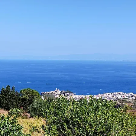 فيلة La Terrazza Sui Vulcani